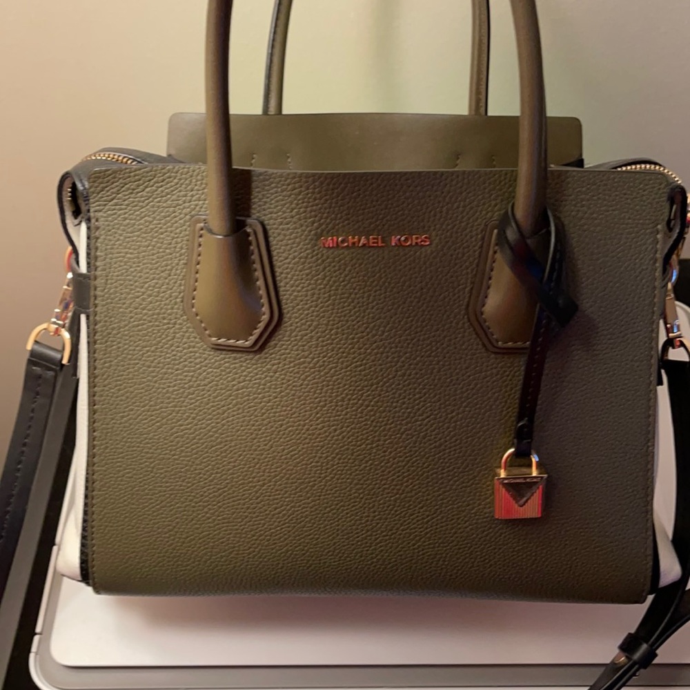 Official Michael kors never used